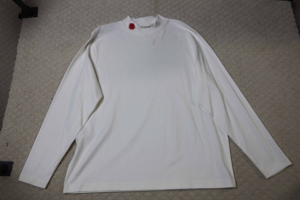NWT Westbound Women White Mock Neck Poinsettia Embroidered Long Sleeve Size XL